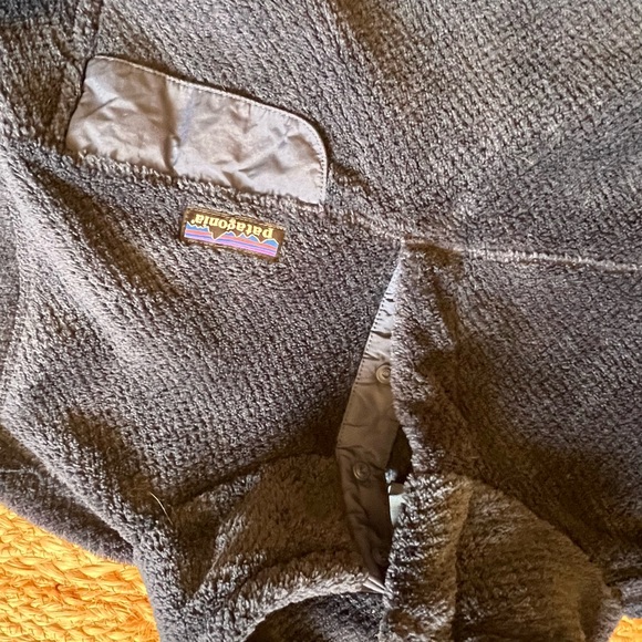 PATAGONIA women’s synchilla navy blue snap 1/4 pullover fleece size large - Picture 2 of 3